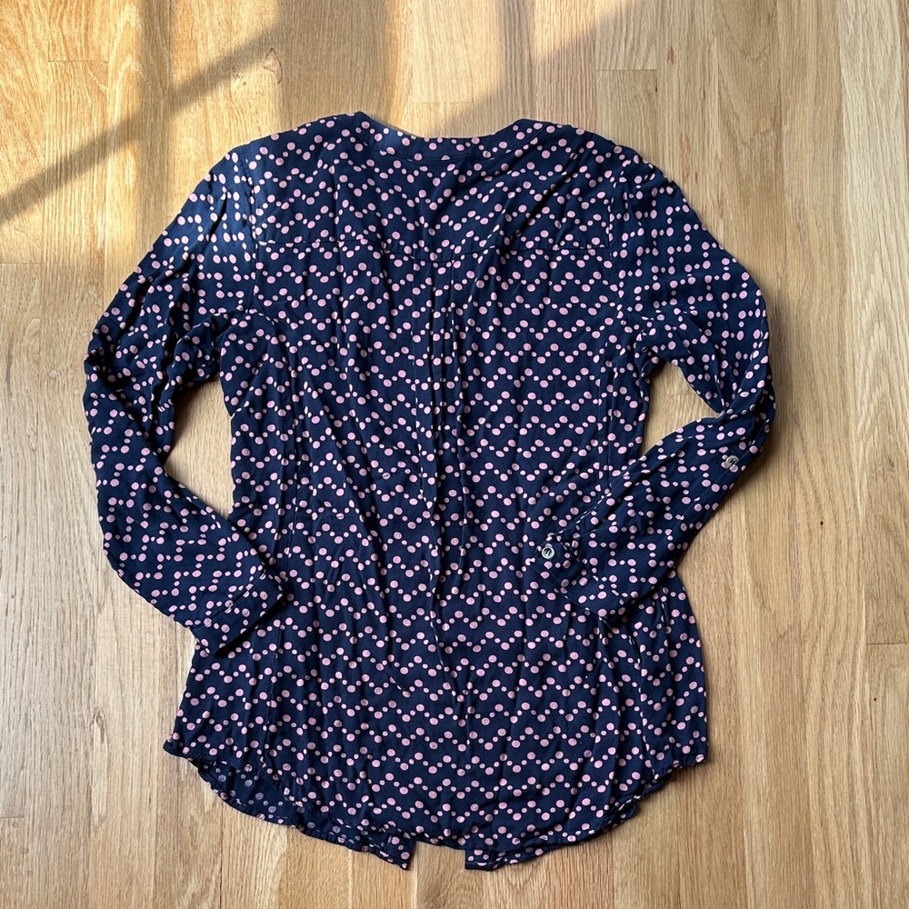 Maeve (Anthro) Navy & Pink Polka Dot Button Front Blouse – Size S - Picture 3 of 3